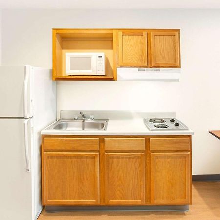 Woodspring Suites Brownsville Exterior photo
